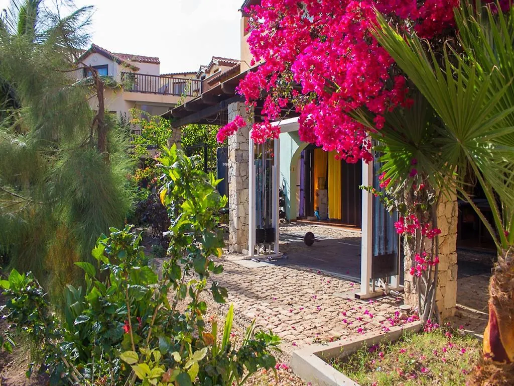 Ajp Holidays - Porto Antigo 2 Beachfront Apartment Santa Maria