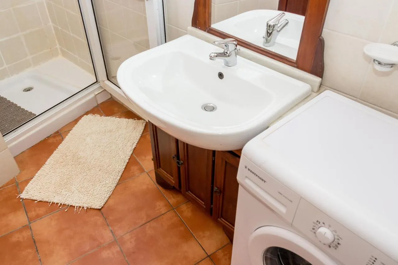 Ajp Holidays - Porto Antigo 2 Beachfront Apartment Santa Maria