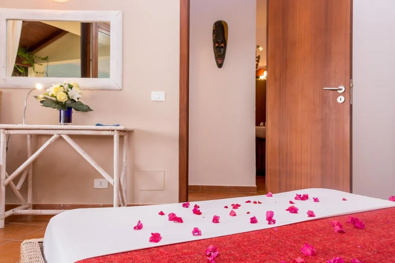 Ajp Holidays - Porto Antigo 2 Beachfront Apartment Santa Maria Cape Verde