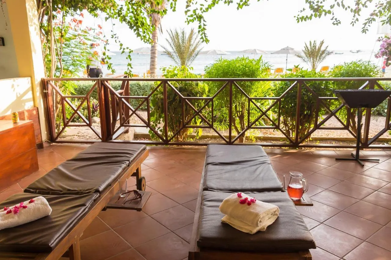 Ajp Holidays - Porto Antigo 2 Beachfront Apartment Santa Maria