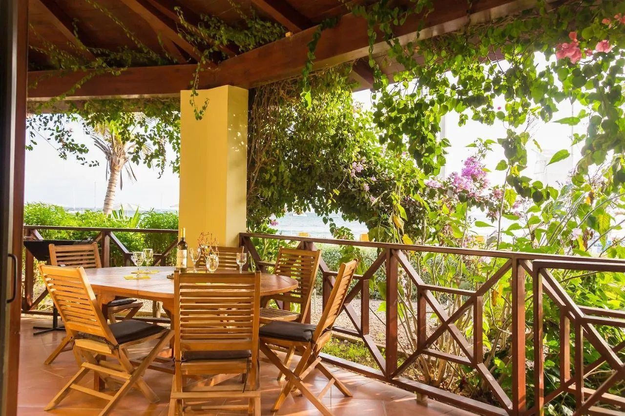 Ajp Holidays - Porto Antigo 2 Beachfront Apartment Santa Maria