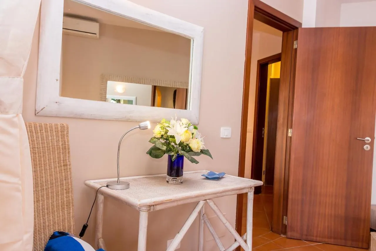 Ajp Holidays - Porto Antigo 2 Beachfront Apartment Santa Maria 0*,  Cape Verde